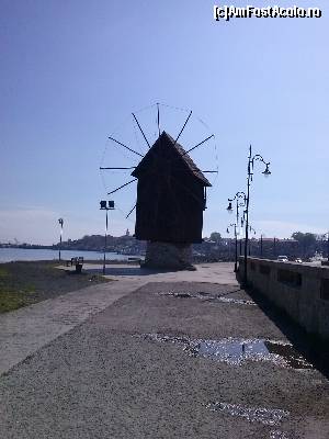 [P23] Moara de la intrarea în orașul vechi.  » foto by csm34
 - 
<span class="allrVoted glyphicon glyphicon-heart hidden" id="av515112"></span>
<a class="m-l-10 hidden" id="sv515112" onclick="voting_Foto_DelVot(,515112,4490)" role="button">șterge vot <span class="glyphicon glyphicon-remove"></span></a>
<a id="v9515112" class=" c-red"  onclick="voting_Foto_SetVot(515112)" role="button"><span class="glyphicon glyphicon-heart-empty"></span> <b>LIKE</b> = Votează poza</a> <img class="hidden"  id="f515112W9" src="/imagini/loader.gif" border="0" /><span class="AjErrMes hidden" id="e515112ErM"></span>