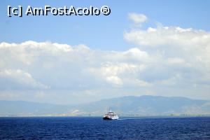 [P31] Keramoti - vedere de pe ferryboat » foto by narcisaursu
 - 
<span class="allrVoted glyphicon glyphicon-heart hidden" id="av770383"></span>
<a class="m-l-10 hidden" id="sv770383" onclick="voting_Foto_DelVot(,770383,4512)" role="button">șterge vot <span class="glyphicon glyphicon-remove"></span></a>
<a id="v9770383" class=" c-red"  onclick="voting_Foto_SetVot(770383)" role="button"><span class="glyphicon glyphicon-heart-empty"></span> <b>LIKE</b> = Votează poza</a> <img class="hidden"  id="f770383W9" src="/imagini/loader.gif" border="0" /><span class="AjErrMes hidden" id="e770383ErM"></span>