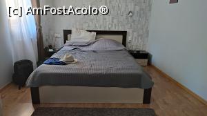 [P11] Cazare la vila din Busteni » foto by djcioko
 - 
<span class="allrVoted glyphicon glyphicon-heart hidden" id="av1244802"></span>
<a class="m-l-10 hidden" id="sv1244802" onclick="voting_Foto_DelVot(,1244802,4537)" role="button">șterge vot <span class="glyphicon glyphicon-remove"></span></a>
<a id="v91244802" class=" c-red"  onclick="voting_Foto_SetVot(1244802)" role="button"><span class="glyphicon glyphicon-heart-empty"></span> <b>LIKE</b> = Votează poza</a> <img class="hidden"  id="f1244802W9" src="/imagini/loader.gif" border="0" /><span class="AjErrMes hidden" id="e1244802ErM"></span>