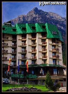 [P09] Hotelul Silva - Busteni » foto by private_rayen
 - 
<span class="allrVoted glyphicon glyphicon-heart hidden" id="av187379"></span>
<a class="m-l-10 hidden" id="sv187379" onclick="voting_Foto_DelVot(,187379,4537)" role="button">șterge vot <span class="glyphicon glyphicon-remove"></span></a>
<a id="v9187379" class=" c-red"  onclick="voting_Foto_SetVot(187379)" role="button"><span class="glyphicon glyphicon-heart-empty"></span> <b>LIKE</b> = Votează poza</a> <img class="hidden"  id="f187379W9" src="/imagini/loader.gif" border="0" /><span class="AjErrMes hidden" id="e187379ErM"></span>