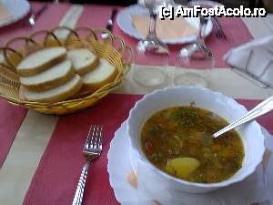 [P14] Masa de pranz, ciorba taraneasca » foto by dorgo
 - 
<span class="allrVoted glyphicon glyphicon-heart hidden" id="av476106"></span>
<a class="m-l-10 hidden" id="sv476106" onclick="voting_Foto_DelVot(,476106,4537)" role="button">șterge vot <span class="glyphicon glyphicon-remove"></span></a>
<a id="v9476106" class=" c-red"  onclick="voting_Foto_SetVot(476106)" role="button"><span class="glyphicon glyphicon-heart-empty"></span> <b>LIKE</b> = Votează poza</a> <img class="hidden"  id="f476106W9" src="/imagini/loader.gif" border="0" /><span class="AjErrMes hidden" id="e476106ErM"></span>