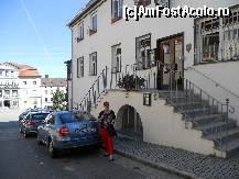 [P02] In fata hotelului Mohren din Hachingen (70 km de Sttutgard) 
pret bun, mancare, servicii la inaltime, parcare gratis, personal dragut.  » foto by Goldan
 - 
<span class="allrVoted glyphicon glyphicon-heart hidden" id="av408042"></span>
<a class="m-l-10 hidden" id="sv408042" onclick="voting_Foto_DelVot(,408042,4539)" role="button">șterge vot <span class="glyphicon glyphicon-remove"></span></a>
<a id="v9408042" class=" c-red"  onclick="voting_Foto_SetVot(408042)" role="button"><span class="glyphicon glyphicon-heart-empty"></span> <b>LIKE</b> = Votează poza</a> <img class="hidden"  id="f408042W9" src="/imagini/loader.gif" border="0" /><span class="AjErrMes hidden" id="e408042ErM"></span>