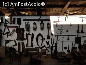 [P11] Parcul tematic ”Ion Creangă” de la Târgu Neamț; obiecte folosite în gospodăriile țărănești din trecut. » foto by Floryn81
 - 
<span class="allrVoted glyphicon glyphicon-heart hidden" id="av1215210"></span>
<a class="m-l-10 hidden" id="sv1215210" onclick="voting_Foto_DelVot(,1215210,4549)" role="button">șterge vot <span class="glyphicon glyphicon-remove"></span></a>
<a id="v91215210" class=" c-red"  onclick="voting_Foto_SetVot(1215210)" role="button"><span class="glyphicon glyphicon-heart-empty"></span> <b>LIKE</b> = Votează poza</a> <img class="hidden"  id="f1215210W9" src="/imagini/loader.gif" border="0" /><span class="AjErrMes hidden" id="e1215210ErM"></span>