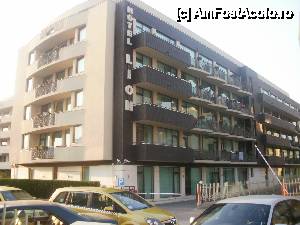 [P20] Sunny Beach: hotel Lion, 4 stele, curat dar mai departe de plaja, in centrul statiunii.  » foto by Nicu V
 - 
<span class="allrVoted glyphicon glyphicon-heart hidden" id="av402250"></span>
<a class="m-l-10 hidden" id="sv402250" onclick="voting_Foto_DelVot(,402250,4590)" role="button">șterge vot <span class="glyphicon glyphicon-remove"></span></a>
<a id="v9402250" class=" c-red"  onclick="voting_Foto_SetVot(402250)" role="button"><span class="glyphicon glyphicon-heart-empty"></span> <b>LIKE</b> = Votează poza</a> <img class="hidden"  id="f402250W9" src="/imagini/loader.gif" border="0" /><span class="AjErrMes hidden" id="e402250ErM"></span>