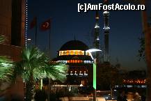 [P10] Istanbul noaptea - in apropiere de Swiss Hotel » foto by presario
 - 
<span class="allrVoted glyphicon glyphicon-heart hidden" id="av76282"></span>
<a class="m-l-10 hidden" id="sv76282" onclick="voting_Foto_DelVot(,76282,4598)" role="button">șterge vot <span class="glyphicon glyphicon-remove"></span></a>
<a id="v976282" class=" c-red"  onclick="voting_Foto_SetVot(76282)" role="button"><span class="glyphicon glyphicon-heart-empty"></span> <b>LIKE</b> = Votează poza</a> <img class="hidden"  id="f76282W9" src="/imagini/loader.gif" border="0" /><span class="AjErrMes hidden" id="e76282ErM"></span>