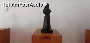 [P13] În prima sală și peste tot sculpturi Oscar Han. » foto by Aurici
 - 
<span class="allrVoted glyphicon glyphicon-heart hidden" id="av1276763"></span>
<a class="m-l-10 hidden" id="sv1276763" onclick="voting_Foto_DelVot(,1276763,4623)" role="button">șterge vot <span class="glyphicon glyphicon-remove"></span></a>
<a id="v91276763" class=" c-red"  onclick="voting_Foto_SetVot(1276763)" role="button"><span class="glyphicon glyphicon-heart-empty"></span> <b>LIKE</b> = Votează poza</a> <img class="hidden"  id="f1276763W9" src="/imagini/loader.gif" border="0" /><span class="AjErrMes hidden" id="e1276763ErM"></span>