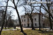 [P01] Palatul Stirbei » foto by iriss27
 - 
<span class="allrVoted glyphicon glyphicon-heart hidden" id="av58241"></span>
<a class="m-l-10 hidden" id="sv58241" onclick="voting_Foto_DelVot(,58241,4638)" role="button">șterge vot <span class="glyphicon glyphicon-remove"></span></a>
<a id="v958241" class=" c-red"  onclick="voting_Foto_SetVot(58241)" role="button"><span class="glyphicon glyphicon-heart-empty"></span> <b>LIKE</b> = Votează poza</a> <img class="hidden"  id="f58241W9" src="/imagini/loader.gif" border="0" /><span class="AjErrMes hidden" id="e58241ErM"></span>