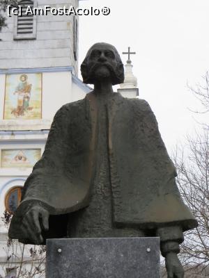 [P20] Maiorul Mișa Anastasievici - bust amplasat în fața bisericii din Brânceni.  » foto by tata123 🔱
 - 
<span class="allrVoted glyphicon glyphicon-heart hidden" id="av855859"></span>
<a class="m-l-10 hidden" id="sv855859" onclick="voting_Foto_DelVot(,855859,4638)" role="button">șterge vot <span class="glyphicon glyphicon-remove"></span></a>
<a id="v9855859" class=" c-red"  onclick="voting_Foto_SetVot(855859)" role="button"><span class="glyphicon glyphicon-heart-empty"></span> <b>LIKE</b> = Votează poza</a> <img class="hidden"  id="f855859W9" src="/imagini/loader.gif" border="0" /><span class="AjErrMes hidden" id="e855859ErM"></span>