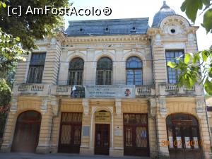 [P27] Oltenița - Muzeul Civilizației Gumelnița.  » foto by iulianic
 - 
<span class="allrVoted glyphicon glyphicon-heart hidden" id="av1081269"></span>
<a class="m-l-10 hidden" id="sv1081269" onclick="voting_Foto_DelVot(,1081269,4656)" role="button">șterge vot <span class="glyphicon glyphicon-remove"></span></a>
<a id="v91081269" class=" c-red"  onclick="voting_Foto_SetVot(1081269)" role="button"><span class="glyphicon glyphicon-heart-empty"></span> <b>LIKE</b> = Votează poza</a> <img class="hidden"  id="f1081269W9" src="/imagini/loader.gif" border="0" /><span class="AjErrMes hidden" id="e1081269ErM"></span>