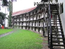 [P02] Curtea interioara a bisericii fortificate din Prejmer, incaperile aceste sunt numerotate se pare ca localnicii inca le folosesc drept spatii de depozitare » foto by Cristian_h
 - 
<span class="allrVoted glyphicon glyphicon-heart hidden" id="av133953"></span>
<a class="m-l-10 hidden" id="sv133953" onclick="voting_Foto_DelVot(,133953,4656)" role="button">șterge vot <span class="glyphicon glyphicon-remove"></span></a>
<a id="v9133953" class=" c-red"  onclick="voting_Foto_SetVot(133953)" role="button"><span class="glyphicon glyphicon-heart-empty"></span> <b>LIKE</b> = Votează poza</a> <img class="hidden"  id="f133953W9" src="/imagini/loader.gif" border="0" /><span class="AjErrMes hidden" id="e133953ErM"></span>