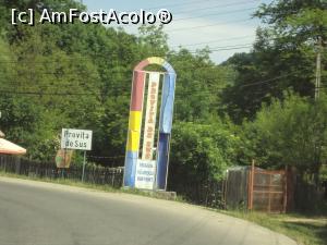 [P01] Intrarea în Provița de Sus » foto by Carmen Ion
 - 
<span class="allrVoted glyphicon glyphicon-heart hidden" id="av1172622"></span>
<a class="m-l-10 hidden" id="sv1172622" onclick="voting_Foto_DelVot(,1172622,4656)" role="button">șterge vot <span class="glyphicon glyphicon-remove"></span></a>
<a id="v91172622" class=" c-red"  onclick="voting_Foto_SetVot(1172622)" role="button"><span class="glyphicon glyphicon-heart-empty"></span> <b>LIKE</b> = Votează poza</a> <img class="hidden"  id="f1172622W9" src="/imagini/loader.gif" border="0" /><span class="AjErrMes hidden" id="e1172622ErM"></span>