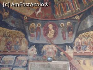 [P66] Biserica Sf. Trei Ierarhi din Filipeștii de Pădure - picturi murale din pridvor de Pârvu Mutu » foto by Carmen Ion
 - 
<span class="allrVoted glyphicon glyphicon-heart hidden" id="av1172687"></span>
<a class="m-l-10 hidden" id="sv1172687" onclick="voting_Foto_DelVot(,1172687,4656)" role="button">șterge vot <span class="glyphicon glyphicon-remove"></span></a>
<a id="v91172687" class=" c-red"  onclick="voting_Foto_SetVot(1172687)" role="button"><span class="glyphicon glyphicon-heart-empty"></span> <b>LIKE</b> = Votează poza</a> <img class="hidden"  id="f1172687W9" src="/imagini/loader.gif" border="0" /><span class="AjErrMes hidden" id="e1172687ErM"></span>