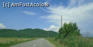 [P72] În drum spre Novăcești » foto by Carmen Ion
 - 
<span class="allrVoted glyphicon glyphicon-heart hidden" id="av1172693"></span>
<a class="m-l-10 hidden" id="sv1172693" onclick="voting_Foto_DelVot(,1172693,4656)" role="button">șterge vot <span class="glyphicon glyphicon-remove"></span></a>
<a id="v91172693" class=" c-red"  onclick="voting_Foto_SetVot(1172693)" role="button"><span class="glyphicon glyphicon-heart-empty"></span> <b>LIKE</b> = Votează poza</a> <img class="hidden"  id="f1172693W9" src="/imagini/loader.gif" border="0" /><span class="AjErrMes hidden" id="e1172693ErM"></span>