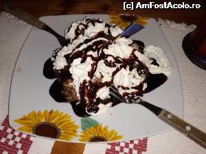[P02] somloi galuska, un desert 'to die for' » foto by papone
 - 
<span class="allrVoted glyphicon glyphicon-heart hidden" id="av548268"></span>
<a class="m-l-10 hidden" id="sv548268" onclick="voting_Foto_DelVot(,548268,4690)" role="button">șterge vot <span class="glyphicon glyphicon-remove"></span></a>
<a id="v9548268" class=" c-red"  onclick="voting_Foto_SetVot(548268)" role="button"><span class="glyphicon glyphicon-heart-empty"></span> <b>LIKE</b> = Votează poza</a> <img class="hidden"  id="f548268W9" src="/imagini/loader.gif" border="0" /><span class="AjErrMes hidden" id="e548268ErM"></span>