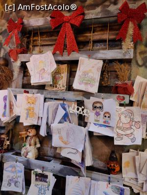 [P06] Restaurant Wood - o mică expoziție de desene de copii » foto by crismis
 - 
<span class="allrVoted glyphicon glyphicon-heart hidden" id="av1345924"></span>
<a class="m-l-10 hidden" id="sv1345924" onclick="voting_Foto_DelVot(,1345924,4690)" role="button">șterge vot <span class="glyphicon glyphicon-remove"></span></a>
<a id="v91345924" class=" c-red"  onclick="voting_Foto_SetVot(1345924)" role="button"><span class="glyphicon glyphicon-heart-empty"></span> <b>LIKE</b> = Votează poza</a> <img class="hidden"  id="f1345924W9" src="/imagini/loader.gif" border="0" /><span class="AjErrMes hidden" id="e1345924ErM"></span>