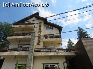 [P18] locuri de cazare la Piatra Soimului in cadrul aceluiasi complex » foto by indiralisa_26
 - 
<span class="allrVoted glyphicon glyphicon-heart hidden" id="av1007713"></span>
<a class="m-l-10 hidden" id="sv1007713" onclick="voting_Foto_DelVot(,1007713,4690)" role="button">șterge vot <span class="glyphicon glyphicon-remove"></span></a>
<a id="v91007713" class=" c-red"  onclick="voting_Foto_SetVot(1007713)" role="button"><span class="glyphicon glyphicon-heart-empty"></span> <b>LIKE</b> = Votează poza</a> <img class="hidden"  id="f1007713W9" src="/imagini/loader.gif" border="0" /><span class="AjErrMes hidden" id="e1007713ErM"></span>