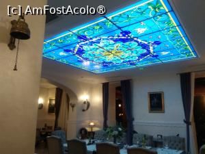[P15] Restaurant Lord - sala principală » foto by calator2000
 - 
<span class="allrVoted glyphicon glyphicon-heart hidden" id="av1402535"></span>
<a class="m-l-10 hidden" id="sv1402535" onclick="voting_Foto_DelVot(,1402535,4690)" role="button">șterge vot <span class="glyphicon glyphicon-remove"></span></a>
<a id="v91402535" class=" c-red"  onclick="voting_Foto_SetVot(1402535)" role="button"><span class="glyphicon glyphicon-heart-empty"></span> <b>LIKE</b> = Votează poza</a> <img class="hidden"  id="f1402535W9" src="/imagini/loader.gif" border="0" /><span class="AjErrMes hidden" id="e1402535ErM"></span>