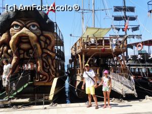 [P08] portul vechi din Antalya, faleza cu barci personalizate » foto by jimmybitza*
 - 
<span class="allrVoted glyphicon glyphicon-heart hidden" id="av840789"></span>
<a class="m-l-10 hidden" id="sv840789" onclick="voting_Foto_DelVot(,840789,4692)" role="button">șterge vot <span class="glyphicon glyphicon-remove"></span></a>
<a id="v9840789" class=" c-red"  onclick="voting_Foto_SetVot(840789)" role="button"><span class="glyphicon glyphicon-heart-empty"></span> <b>LIKE</b> = Votează poza</a> <img class="hidden"  id="f840789W9" src="/imagini/loader.gif" border="0" /><span class="AjErrMes hidden" id="e840789ErM"></span>