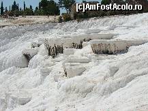 [P03] Pamukkale - terase de calcar (2) » foto by rodik
 - 
<span class="allrVoted glyphicon glyphicon-heart hidden" id="av44426"></span>
<a class="m-l-10 hidden" id="sv44426" onclick="voting_Foto_DelVot(,44426,4692)" role="button">șterge vot <span class="glyphicon glyphicon-remove"></span></a>
<a id="v944426" class=" c-red"  onclick="voting_Foto_SetVot(44426)" role="button"><span class="glyphicon glyphicon-heart-empty"></span> <b>LIKE</b> = Votează poza</a> <img class="hidden"  id="f44426W9" src="/imagini/loader.gif" border="0" /><span class="AjErrMes hidden" id="e44426ErM"></span>