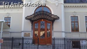 [P01] Intrarea în restaurantul The Manor » foto by Cristian_h
 - 
<span class="allrVoted glyphicon glyphicon-heart hidden" id="av935512"></span>
<a class="m-l-10 hidden" id="sv935512" onclick="voting_Foto_DelVot(,935512,4701)" role="button">șterge vot <span class="glyphicon glyphicon-remove"></span></a>
<a id="v9935512" class=" c-red"  onclick="voting_Foto_SetVot(935512)" role="button"><span class="glyphicon glyphicon-heart-empty"></span> <b>LIKE</b> = Votează poza</a> <img class="hidden"  id="f935512W9" src="/imagini/loader.gif" border="0" /><span class="AjErrMes hidden" id="e935512ErM"></span>