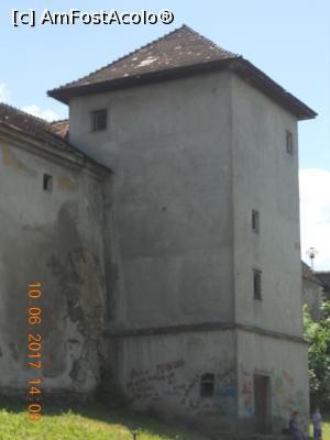 [P12] Cetatea Brașov- turn din forificație » foto by zlatna
 - 
<span class="allrVoted glyphicon glyphicon-heart hidden" id="av898740"></span>
<a class="m-l-10 hidden" id="sv898740" onclick="voting_Foto_DelVot(,898740,4703)" role="button">șterge vot <span class="glyphicon glyphicon-remove"></span></a>
<a id="v9898740" class=" c-red"  onclick="voting_Foto_SetVot(898740)" role="button"><span class="glyphicon glyphicon-heart-empty"></span> <b>LIKE</b> = Votează poza</a> <img class="hidden"  id="f898740W9" src="/imagini/loader.gif" border="0" /><span class="AjErrMes hidden" id="e898740ErM"></span>
