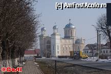 [P02] Biserica ortodoxă, mult mai nouă, aflată la nord-est de biserica fortificată » foto by Costi
 - 
<span class="allrVoted glyphicon glyphicon-heart hidden" id="av307558"></span>
<a class="m-l-10 hidden" id="sv307558" onclick="voting_Foto_DelVot(,307558,4703)" role="button">șterge vot <span class="glyphicon glyphicon-remove"></span></a>
<a id="v9307558" class=" c-red"  onclick="voting_Foto_SetVot(307558)" role="button"><span class="glyphicon glyphicon-heart-empty"></span> <b>LIKE</b> = Votează poza</a> <img class="hidden"  id="f307558W9" src="/imagini/loader.gif" border="0" /><span class="AjErrMes hidden" id="e307558ErM"></span>