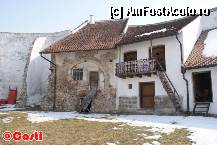 [P47] O parte a fortificaţiei, aflată într-o stare mai puţin bună. » foto by Costi
 - 
<span class="allrVoted glyphicon glyphicon-heart hidden" id="av307603"></span>
<a class="m-l-10 hidden" id="sv307603" onclick="voting_Foto_DelVot(,307603,4703)" role="button">șterge vot <span class="glyphicon glyphicon-remove"></span></a>
<a id="v9307603" class=" c-red"  onclick="voting_Foto_SetVot(307603)" role="button"><span class="glyphicon glyphicon-heart-empty"></span> <b>LIKE</b> = Votează poza</a> <img class="hidden"  id="f307603W9" src="/imagini/loader.gif" border="0" /><span class="AjErrMes hidden" id="e307603ErM"></span>