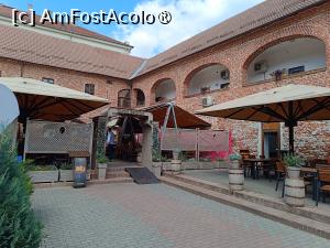 [P22] Timișoara, Curtea Berarilor Timișoreana la Han, Intrarea în Berărie și pe Terasă » foto by mprofeanu
 - 
<span class="allrVoted glyphicon glyphicon-heart hidden" id="av1495932"></span>
<a class="m-l-10 hidden" id="sv1495932" onclick="voting_Foto_DelVot(,1495932,4715)" role="button">șterge vot <span class="glyphicon glyphicon-remove"></span></a>
<a id="v91495932" class=" c-red"  onclick="voting_Foto_SetVot(1495932)" role="button"><span class="glyphicon glyphicon-heart-empty"></span> <b>LIKE</b> = Votează poza</a> <img class="hidden"  id="f1495932W9" src="/imagini/loader.gif" border="0" /><span class="AjErrMes hidden" id="e1495932ErM"></span>