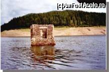 [P07] lacul vara cand e seceta si se vede turla vechii biserici » foto by catalinalupu
 - 
<span class="allrVoted glyphicon glyphicon-heart hidden" id="av43950"></span>
<a class="m-l-10 hidden" id="sv43950" onclick="voting_Foto_DelVot(,43950,4722)" role="button">șterge vot <span class="glyphicon glyphicon-remove"></span></a>
<a id="v943950" class=" c-red"  onclick="voting_Foto_SetVot(43950)" role="button"><span class="glyphicon glyphicon-heart-empty"></span> <b>LIKE</b> = Votează poza</a> <img class="hidden"  id="f43950W9" src="/imagini/loader.gif" border="0" /><span class="AjErrMes hidden" id="e43950ErM"></span>