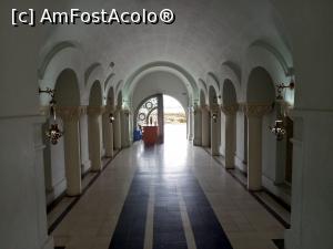 [P10] Culoarul de intrare-ieșire din Mausoleu » foto by Yersinia Pestis
 - 
<span class="allrVoted glyphicon glyphicon-heart hidden" id="av1273183"></span>
<a class="m-l-10 hidden" id="sv1273183" onclick="voting_Foto_DelVot(,1273183,4746)" role="button">șterge vot <span class="glyphicon glyphicon-remove"></span></a>
<a id="v91273183" class=" c-red"  onclick="voting_Foto_SetVot(1273183)" role="button"><span class="glyphicon glyphicon-heart-empty"></span> <b>LIKE</b> = Votează poza</a> <img class="hidden"  id="f1273183W9" src="/imagini/loader.gif" border="0" /><span class="AjErrMes hidden" id="e1273183ErM"></span>