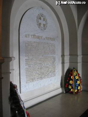 [P04] Actul de întemeiere - Mausoleu Mărășești.  » foto by tata123 🔱
 - 
<span class="allrVoted glyphicon glyphicon-heart hidden" id="av686276"></span>
<a class="m-l-10 hidden" id="sv686276" onclick="voting_Foto_DelVot(,686276,4746)" role="button">șterge vot <span class="glyphicon glyphicon-remove"></span></a>
<a id="v9686276" class=" c-red"  onclick="voting_Foto_SetVot(686276)" role="button"><span class="glyphicon glyphicon-heart-empty"></span> <b>LIKE</b> = Votează poza</a> <img class="hidden"  id="f686276W9" src="/imagini/loader.gif" border="0" /><span class="AjErrMes hidden" id="e686276ErM"></span>