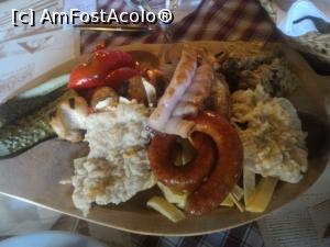 [P01] Specialitatea casei - mult dar nimic deosebit la gust » foto by umflatila
 - 
<span class="allrVoted glyphicon glyphicon-heart hidden" id="av797418"></span>
<a class="m-l-10 hidden" id="sv797418" onclick="voting_Foto_DelVot(,797418,4761)" role="button">șterge vot <span class="glyphicon glyphicon-remove"></span></a>
<a id="v9797418" class=" c-red"  onclick="voting_Foto_SetVot(797418)" role="button"><span class="glyphicon glyphicon-heart-empty"></span> <b>LIKE</b> = Votează poza</a> <img class="hidden"  id="f797418W9" src="/imagini/loader.gif" border="0" /><span class="AjErrMes hidden" id="e797418ErM"></span>