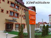 [P01] Cea mai sugestiva imagine la intrarea in hotel » foto by dananecula*
 - 
<span class="allrVoted glyphicon glyphicon-heart hidden" id="av45558"></span>
<a class="m-l-10 hidden" id="sv45558" onclick="voting_Foto_DelVot(,45558,4769)" role="button">șterge vot <span class="glyphicon glyphicon-remove"></span></a>
<a id="v945558" class=" c-red"  onclick="voting_Foto_SetVot(45558)" role="button"><span class="glyphicon glyphicon-heart-empty"></span> <b>LIKE</b> = Votează poza</a> <img class="hidden"  id="f45558W9" src="/imagini/loader.gif" border="0" /><span class="AjErrMes hidden" id="e45558ErM"></span>