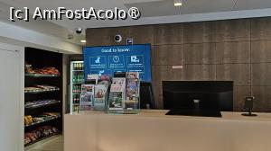 [P06] Quality Hotel Vienna - recepția cu ecranele de informare și zona de mici cumpărături » foto by doina_c24
 - 
<span class="allrVoted glyphicon glyphicon-heart hidden" id="av1438934"></span>
<a class="m-l-10 hidden" id="sv1438934" onclick="voting_Foto_DelVot(,1438934,4784)" role="button">șterge vot <span class="glyphicon glyphicon-remove"></span></a>
<a id="v91438934" class=" c-red"  onclick="voting_Foto_SetVot(1438934)" role="button"><span class="glyphicon glyphicon-heart-empty"></span> <b>LIKE</b> = Votează poza</a> <img class="hidden"  id="f1438934W9" src="/imagini/loader.gif" border="0" /><span class="AjErrMes hidden" id="e1438934ErM"></span>