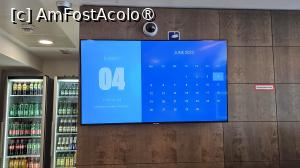 [P07] Quality Hotel Vienna - recepția cu ecranele de informare și zona de mici cumpărături » foto by doina_c24
 - 
<span class="allrVoted glyphicon glyphicon-heart hidden" id="av1438935"></span>
<a class="m-l-10 hidden" id="sv1438935" onclick="voting_Foto_DelVot(,1438935,4784)" role="button">șterge vot <span class="glyphicon glyphicon-remove"></span></a>
<a id="v91438935" class=" c-red"  onclick="voting_Foto_SetVot(1438935)" role="button"><span class="glyphicon glyphicon-heart-empty"></span> <b>LIKE</b> = Votează poza</a> <img class="hidden"  id="f1438935W9" src="/imagini/loader.gif" border="0" /><span class="AjErrMes hidden" id="e1438935ErM"></span>