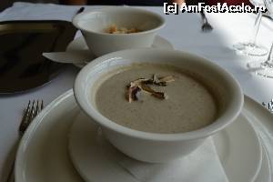 [P06] Supa crema de ciuperci - 18 ron » foto by Cucu Bau
 - 
<span class="allrVoted glyphicon glyphicon-heart hidden" id="av594921"></span>
<a class="m-l-10 hidden" id="sv594921" onclick="voting_Foto_DelVot(,594921,4795)" role="button">șterge vot <span class="glyphicon glyphicon-remove"></span></a>
<a id="v9594921" class=" c-red"  onclick="voting_Foto_SetVot(594921)" role="button"><span class="glyphicon glyphicon-heart-empty"></span> <b>LIKE</b> = Votează poza</a> <img class="hidden"  id="f594921W9" src="/imagini/loader.gif" border="0" /><span class="AjErrMes hidden" id="e594921ErM"></span>