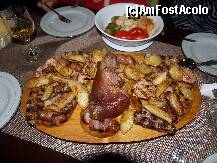 [P25] Cina muntenilor pentru 4 persoane. » foto by pepsi70ro
 - 
<span class="allrVoted glyphicon glyphicon-heart hidden" id="av190738"></span>
<a class="m-l-10 hidden" id="sv190738" onclick="voting_Foto_DelVot(,190738,4795)" role="button">șterge vot <span class="glyphicon glyphicon-remove"></span></a>
<a id="v9190738" class=" c-red"  onclick="voting_Foto_SetVot(190738)" role="button"><span class="glyphicon glyphicon-heart-empty"></span> <b>LIKE</b> = Votează poza</a> <img class="hidden"  id="f190738W9" src="/imagini/loader.gif" border="0" /><span class="AjErrMes hidden" id="e190738ErM"></span>