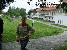 [P15] Manastirea vazuta din gradina din spate » foto by corinne
 - 
<span class="allrVoted glyphicon glyphicon-heart hidden" id="av46532"></span>
<a class="m-l-10 hidden" id="sv46532" onclick="voting_Foto_DelVot(,46532,4842)" role="button">șterge vot <span class="glyphicon glyphicon-remove"></span></a>
<a id="v946532" class=" c-red"  onclick="voting_Foto_SetVot(46532)" role="button"><span class="glyphicon glyphicon-heart-empty"></span> <b>LIKE</b> = Votează poza</a> <img class="hidden"  id="f46532W9" src="/imagini/loader.gif" border="0" /><span class="AjErrMes hidden" id="e46532ErM"></span>