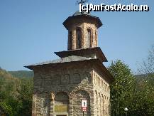 [P09] Schitul SF IOAN din Căciulata » foto by RobertCodescu
 - 
<span class="allrVoted glyphicon glyphicon-heart hidden" id="av269658"></span>
<a class="m-l-10 hidden" id="sv269658" onclick="voting_Foto_DelVot(,269658,4859)" role="button">șterge vot <span class="glyphicon glyphicon-remove"></span></a>
<a id="v9269658" class=" c-red"  onclick="voting_Foto_SetVot(269658)" role="button"><span class="glyphicon glyphicon-heart-empty"></span> <b>LIKE</b> = Votează poza</a> <img class="hidden"  id="f269658W9" src="/imagini/loader.gif" border="0" /><span class="AjErrMes hidden" id="e269658ErM"></span>