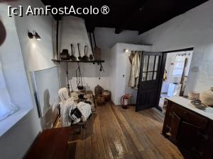 [P50] Cula Cernăteștilor, Interior de bucătărie tredițională la etajul doi, poză micșorată la jumătate... » foto by mprofeanu
 - 
<span class="allrVoted glyphicon glyphicon-heart hidden" id="av1511135"></span>
<a class="m-l-10 hidden" id="sv1511135" onclick="voting_Foto_DelVot(,1511135,4898)" role="button">șterge vot <span class="glyphicon glyphicon-remove"></span></a>
<a id="v91511135" class=" c-red"  onclick="voting_Foto_SetVot(1511135)" role="button"><span class="glyphicon glyphicon-heart-empty"></span> <b>LIKE</b> = Votează poza</a> <img class="hidden"  id="f1511135W9" src="/imagini/loader.gif" border="0" /><span class="AjErrMes hidden" id="e1511135ErM"></span>