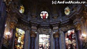 [P15] Tot in Berliner Dom » foto by Dan&Ema
 - 
<span class="allrVoted glyphicon glyphicon-heart hidden" id="av610061"></span>
<a class="m-l-10 hidden" id="sv610061" onclick="voting_Foto_DelVot(,610061,4900)" role="button">șterge vot <span class="glyphicon glyphicon-remove"></span></a>
<a id="v9610061" class=" c-red"  onclick="voting_Foto_SetVot(610061)" role="button"><span class="glyphicon glyphicon-heart-empty"></span> <b>LIKE</b> = Votează poza</a> <img class="hidden"  id="f610061W9" src="/imagini/loader.gif" border="0" /><span class="AjErrMes hidden" id="e610061ErM"></span>