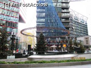[P20] Centrul Sony din Posdamer Platz.  » foto by melena
 - 
<span class="allrVoted glyphicon glyphicon-heart hidden" id="av1047312"></span>
<a class="m-l-10 hidden" id="sv1047312" onclick="voting_Foto_DelVot(,1047312,4900)" role="button">șterge vot <span class="glyphicon glyphicon-remove"></span></a>
<a id="v91047312" class=" c-red"  onclick="voting_Foto_SetVot(1047312)" role="button"><span class="glyphicon glyphicon-heart-empty"></span> <b>LIKE</b> = Votează poza</a> <img class="hidden"  id="f1047312W9" src="/imagini/loader.gif" border="0" /><span class="AjErrMes hidden" id="e1047312ErM"></span>