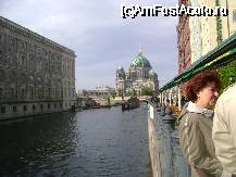 [P14] raul Spree cu Berlinerdome in fundal » foto by zenobia*
 - 
<span class="allrVoted glyphicon glyphicon-heart hidden" id="av48640"></span>
<a class="m-l-10 hidden" id="sv48640" onclick="voting_Foto_DelVot(,48640,4900)" role="button">șterge vot <span class="glyphicon glyphicon-remove"></span></a>
<a id="v948640" class=" c-red"  onclick="voting_Foto_SetVot(48640)" role="button"><span class="glyphicon glyphicon-heart-empty"></span> <b>LIKE</b> = Votează poza</a> <img class="hidden"  id="f48640W9" src="/imagini/loader.gif" border="0" /><span class="AjErrMes hidden" id="e48640ErM"></span>