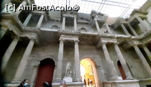 [P42] Pergamon Museum - poarta pieței din Milet » foto by Carmen Ion
 - 
<span class="allrVoted glyphicon glyphicon-heart hidden" id="av1282596"></span>
<a class="m-l-10 hidden" id="sv1282596" onclick="voting_Foto_DelVot(,1282596,4900)" role="button">șterge vot <span class="glyphicon glyphicon-remove"></span></a>
<a id="v91282596" class=" c-red"  onclick="voting_Foto_SetVot(1282596)" role="button"><span class="glyphicon glyphicon-heart-empty"></span> <b>LIKE</b> = Votează poza</a> <img class="hidden"  id="f1282596W9" src="/imagini/loader.gif" border="0" /><span class="AjErrMes hidden" id="e1282596ErM"></span>