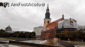 [P11] Marienkirche și fântâna arteziană; în fundal, cupola catedralei » foto by Carmen Ion
 - 
<span class="allrVoted glyphicon glyphicon-heart hidden" id="av1282719"></span>
<a class="m-l-10 hidden" id="sv1282719" onclick="voting_Foto_DelVot(,1282719,4900)" role="button">șterge vot <span class="glyphicon glyphicon-remove"></span></a>
<a id="v91282719" class=" c-red"  onclick="voting_Foto_SetVot(1282719)" role="button"><span class="glyphicon glyphicon-heart-empty"></span> <b>LIKE</b> = Votează poza</a> <img class="hidden"  id="f1282719W9" src="/imagini/loader.gif" border="0" /><span class="AjErrMes hidden" id="e1282719ErM"></span>