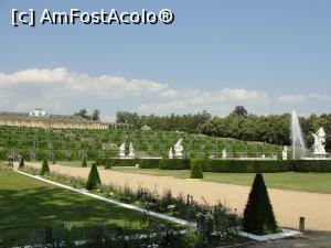 [P05] Palatul Sanssouci - grădina » foto by RoxanaGRS
 - 
<span class="allrVoted glyphicon glyphicon-heart hidden" id="av1093658"></span>
<a class="m-l-10 hidden" id="sv1093658" onclick="voting_Foto_DelVot(,1093658,4900)" role="button">șterge vot <span class="glyphicon glyphicon-remove"></span></a>
<a id="v91093658" class=" c-red"  onclick="voting_Foto_SetVot(1093658)" role="button"><span class="glyphicon glyphicon-heart-empty"></span> <b>LIKE</b> = Votează poza</a> <img class="hidden"  id="f1093658W9" src="/imagini/loader.gif" border="0" /><span class="AjErrMes hidden" id="e1093658ErM"></span>