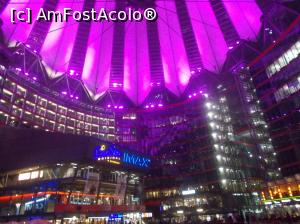 [P13] Sony Center, Berlin.  » foto by mihaelavoicu
 - 
<span class="allrVoted glyphicon glyphicon-heart hidden" id="av940304"></span>
<a class="m-l-10 hidden" id="sv940304" onclick="voting_Foto_DelVot(,940304,4900)" role="button">șterge vot <span class="glyphicon glyphicon-remove"></span></a>
<a id="v9940304" class=" c-red"  onclick="voting_Foto_SetVot(940304)" role="button"><span class="glyphicon glyphicon-heart-empty"></span> <b>LIKE</b> = Votează poza</a> <img class="hidden"  id="f940304W9" src="/imagini/loader.gif" border="0" /><span class="AjErrMes hidden" id="e940304ErM"></span>