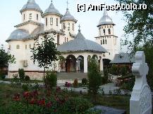 [P11] Biserica manastirii, vazuta dinspre zona adaposturilor pentru animale... » foto by corinka
 - 
<span class="allrVoted glyphicon glyphicon-heart hidden" id="av47945"></span>
<a class="m-l-10 hidden" id="sv47945" onclick="voting_Foto_DelVot(,47945,4901)" role="button">șterge vot <span class="glyphicon glyphicon-remove"></span></a>
<a id="v947945" class=" c-red"  onclick="voting_Foto_SetVot(47945)" role="button"><span class="glyphicon glyphicon-heart-empty"></span> <b>LIKE</b> = Votează poza</a> <img class="hidden"  id="f47945W9" src="/imagini/loader.gif" border="0" /><span class="AjErrMes hidden" id="e47945ErM"></span>