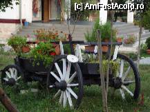 [P09] Un car cu flori, frumos incarcat... » foto by corinka
 - 
<span class="allrVoted glyphicon glyphicon-heart hidden" id="av47943"></span>
<a class="m-l-10 hidden" id="sv47943" onclick="voting_Foto_DelVot(,47943,4901)" role="button">șterge vot <span class="glyphicon glyphicon-remove"></span></a>
<a id="v947943" class=" c-red"  onclick="voting_Foto_SetVot(47943)" role="button"><span class="glyphicon glyphicon-heart-empty"></span> <b>LIKE</b> = Votează poza</a> <img class="hidden"  id="f47943W9" src="/imagini/loader.gif" border="0" /><span class="AjErrMes hidden" id="e47943ErM"></span>