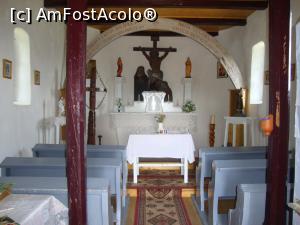 [P27] Un grilaj metalic ne permite să aruncăm o privire în interiorul capelei.  » foto by Floryn81
 - 
<span class="allrVoted glyphicon glyphicon-heart hidden" id="av775471"></span>
<a class="m-l-10 hidden" id="sv775471" onclick="voting_Foto_DelVot(,775471,4909)" role="button">șterge vot <span class="glyphicon glyphicon-remove"></span></a>
<a id="v9775471" class=" c-red"  onclick="voting_Foto_SetVot(775471)" role="button"><span class="glyphicon glyphicon-heart-empty"></span> <b>LIKE</b> = Votează poza</a> <img class="hidden"  id="f775471W9" src="/imagini/loader.gif" border="0" /><span class="AjErrMes hidden" id="e775471ErM"></span>